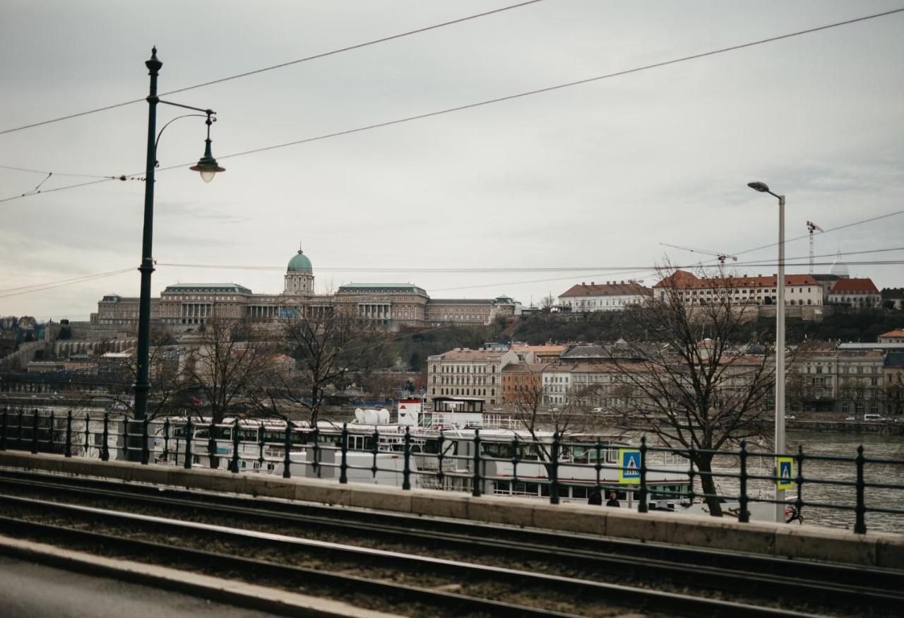 Parliament Exclusive Gallery Budapest Bagian luar foto