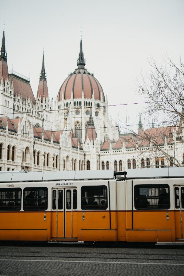 Parliament Exclusive Gallery Budapest Bagian luar foto